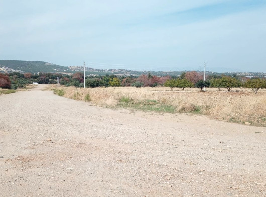 MERKEZEFENDİ , SARUHAN DA ARSA