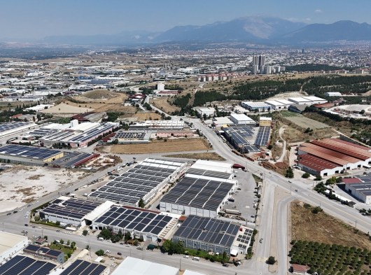 HACIEYÜPLÜ'DE KİRALIK YÜKSEK TAVANLI FABRİKA VE SANAYİ HOLLERİ
